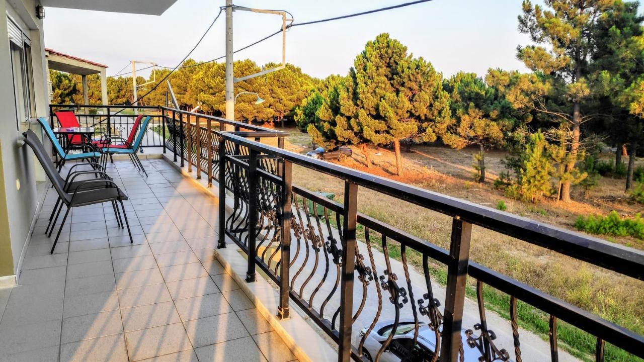 Ourania luxury apartment Keramotí Zewnętrze zdjęcie
