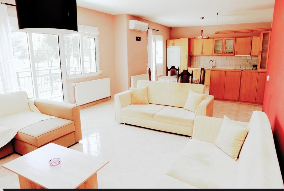 Ourania luxury apartment Keramotí Zewnętrze zdjęcie
