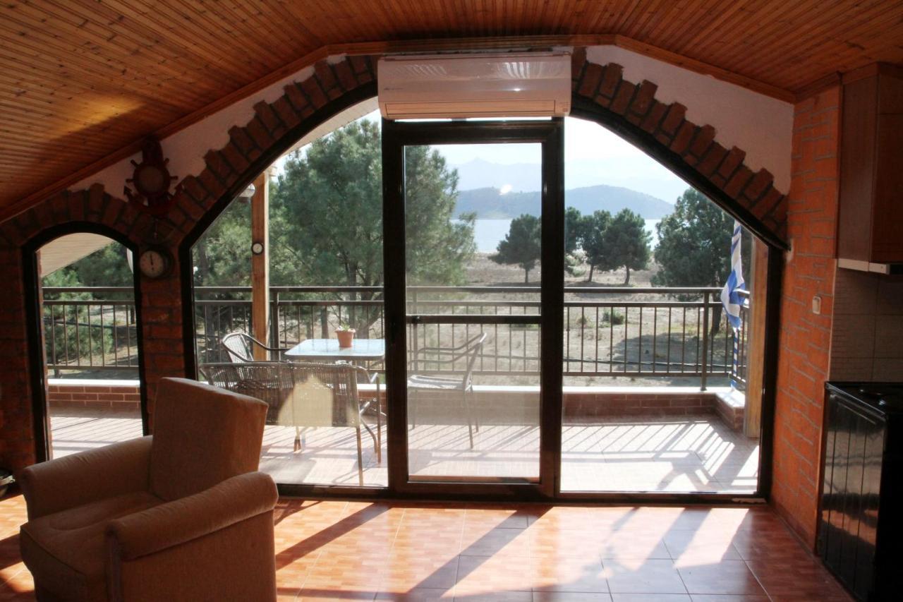 Ourania luxury apartment Keramotí Zewnętrze zdjęcie